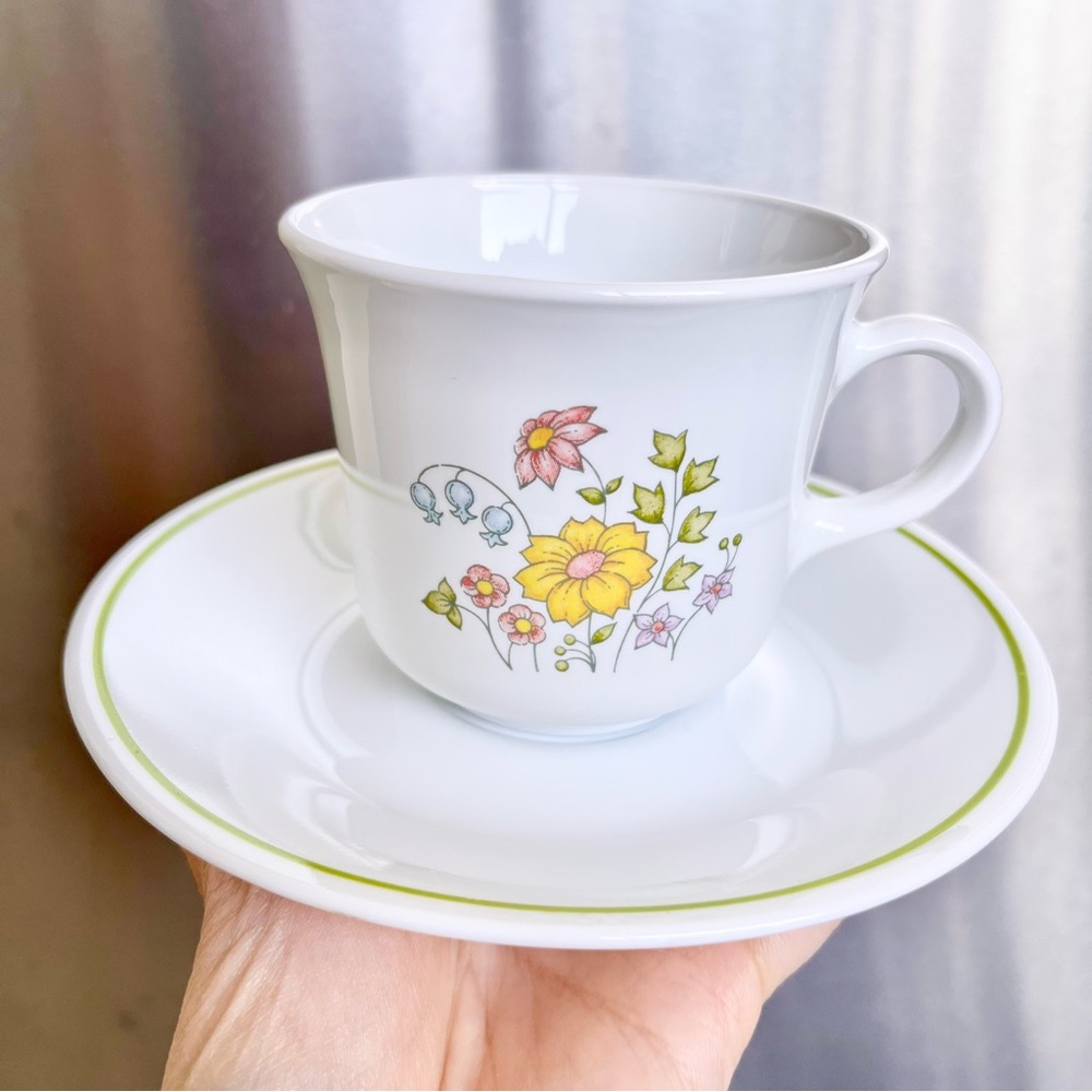 Set of 12 Corelle teacups or coffee cups + Saucers in  "Meadow" floral Design